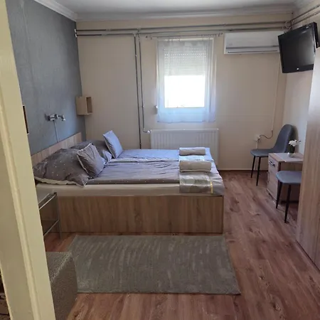 Varadi Pensionat 4*